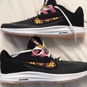 Nike Downshifter NWOT